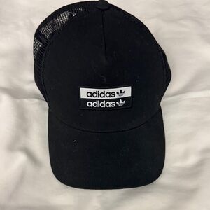 Adidas Classic Black Mesh Cap